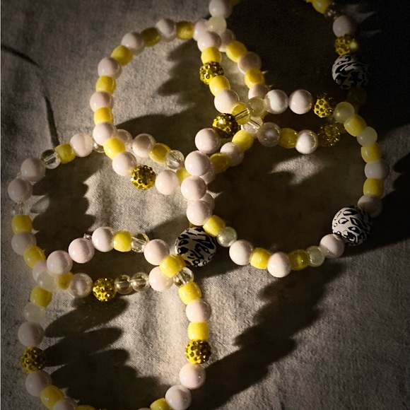 Yellow Journee - Picture 4 of 5